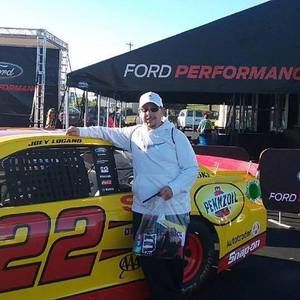 Meet your Posher, Mike